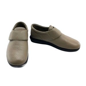 Propet Olivia Taupe Pebbled Leather Hook and Loop Comfort Shoes - Women's 9.5 M